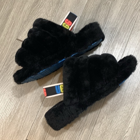 UGG Fluff Yeah Rainbow Strap Black Sling Back Slippers size 7 - Picture 8 of 8